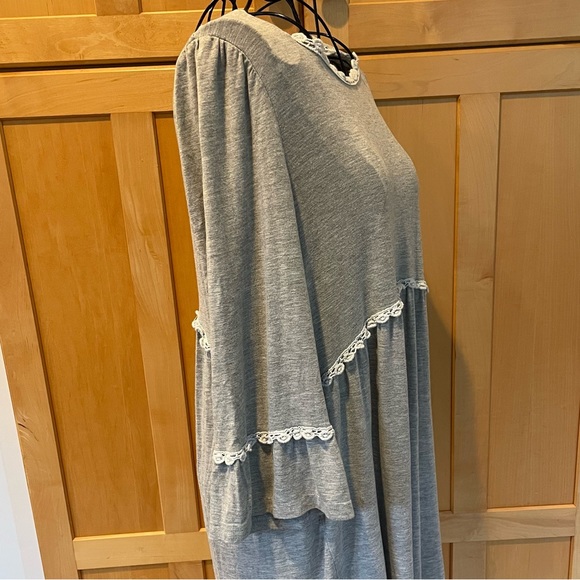 POL grey jersey Dress with white decorative trim and zip back size Small - Picture 6 of 11